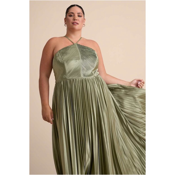 LULUS Olive Satin Pleated Sleeveless Halter Neck Wedding Guest Formal Gown XS - Picture 5 of 9